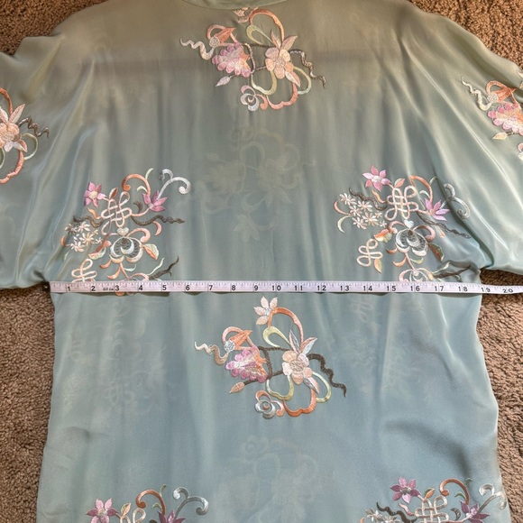 VINTAGE Oscar de la Renta silk top - Picture 12 of 13